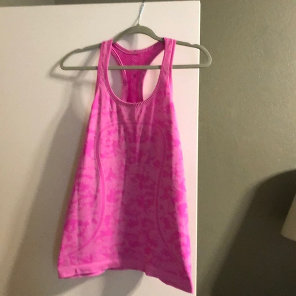 lululemon athletica Tops - Pink Lululemon tank lululemon athletica Tops - Pink Lululemon tank